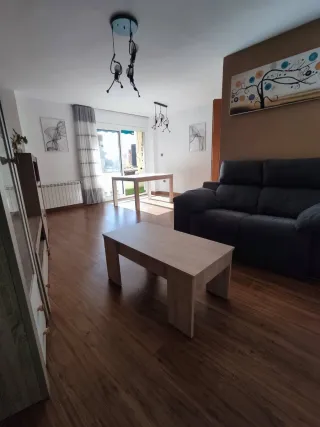 Piso 4 hab, 2 baños