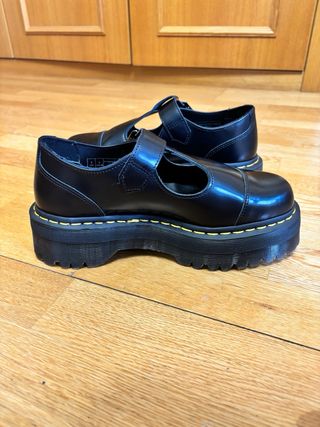 Dr. Martens Mary Janes Plataforma Negras