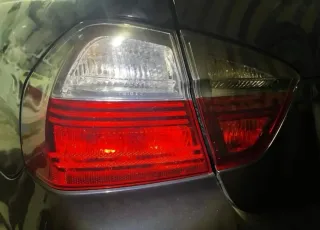 Pilotos Traseros BMW E90