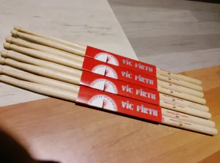 Baquetas Vic Firth American Classic 5A