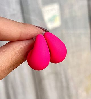 Orecchini a goccia fucsia