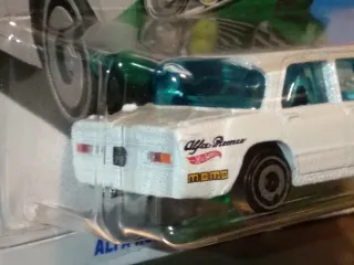 Hot Wheels Alfa Romeo Giulia TI super