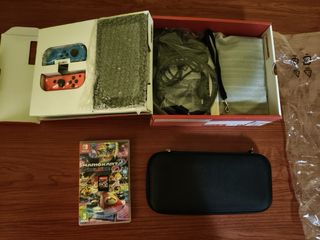 Nintendo Switch Blu/Rossa Pari al Nuovo