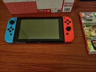 Nintendo Switch Blu/Rossa Pari al Nuovo