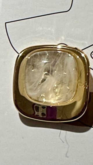 Brincos Dourados Quadrados com Detalhe Branco