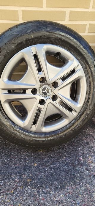 SE VENDEN 4 Neumáticos
