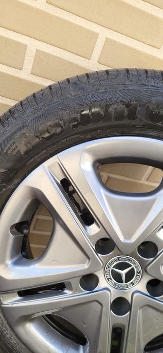 SE VENDEN 4 Neumáticos