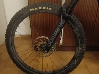 Bicicleta Eléctrica Giant Reign E+3 2023