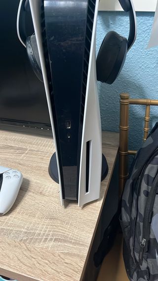 Consola PS5 Disco + Soporte + Cascos + 2 Mandos