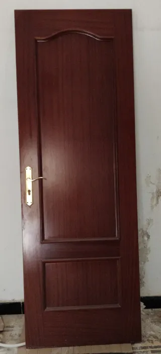 Puerta madera Sapeli