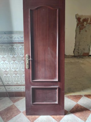 Puerta madera Sapeli