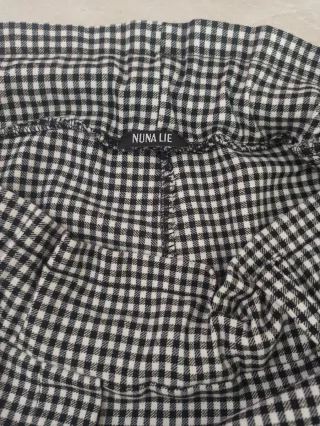 Pantaloni donna a quadretti bianchi e neri