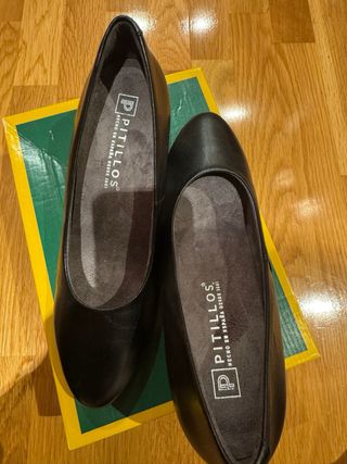Zapatos Pitillos tacón T40 negros