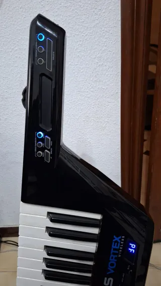 Alesis Vortex Wireless Keytar