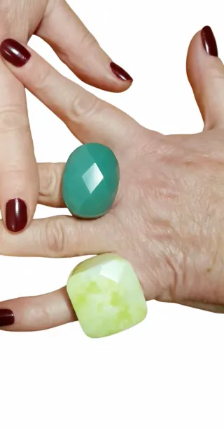 Anelli in pietra vera