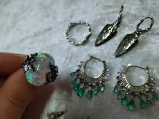 Lote alta bisutería anillos y pendientes