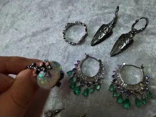 Lote alta bisutería anillos y pendientes