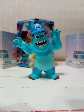 Figura Sully Disney 100 Cápsula Sorpresa