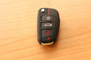 Funda silicona para mando de coche.