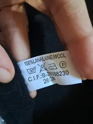 Boina negra Lardagi pequeña