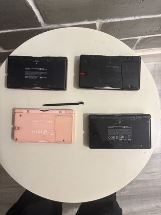 Lote 4 Nintendo DS Lite + Stylus