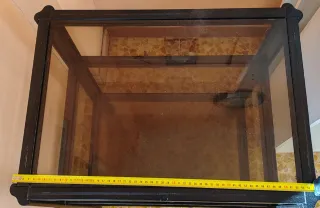 Carrello porta TV con ruote