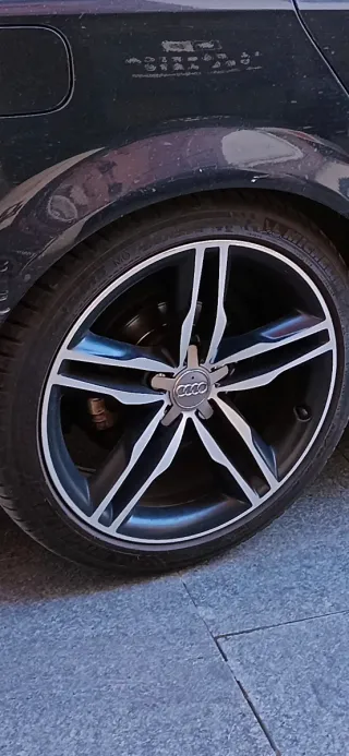 4 Llantas Audi s line R18 + 2 neumáticos michelin