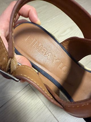 Sandalias Bimba y Lola Marrón y Negro