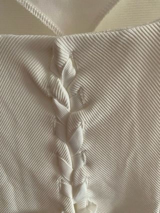 Top blanco tipo corset con tirantes