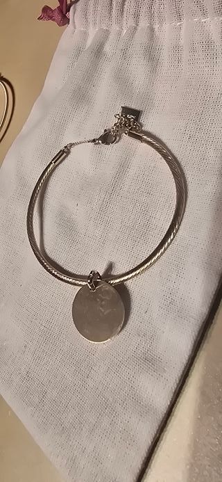 Pulsera dorada Zag con colgante