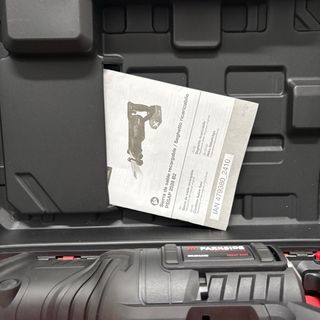 Sierra Sable Parkside 20V + Batería 4Ah + cargador