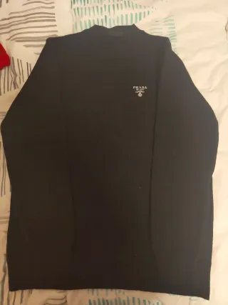 Jersey negro Prada bordado