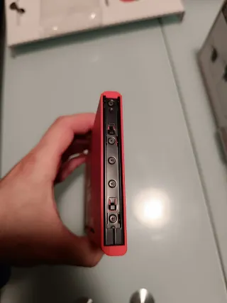 Nintendo Switch Edición Mario Roja