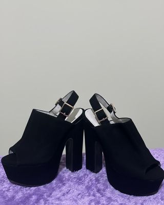 Zapatos de tacón negros plataforma