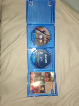 PS4 Spider-Man + FIFA 23