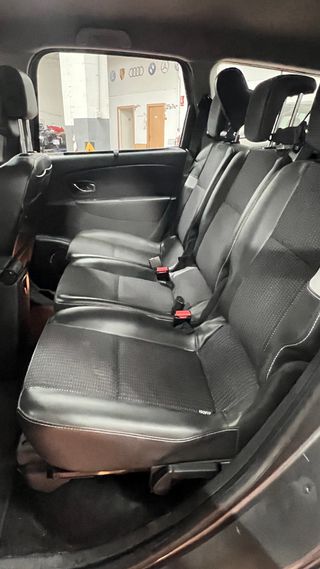 Renault Grand Scenic 2013