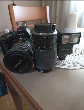 Cámara Yashica 108 Multi Program
