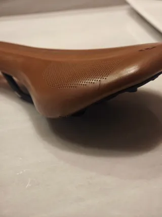 Sillín Syncros Tofino 2.5 Regular Marrón