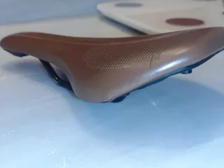 Sillín Syncros Tofino 2.5 Regular Marrón