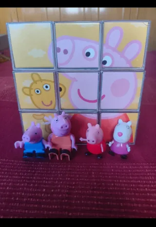Lote puzzle cubos Peppa Pig y 4 figuras
