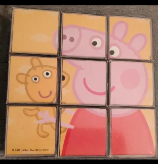Lote puzzle cubos Peppa Pig y 4 figuras