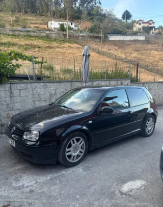 Volkswagen Golf 2000