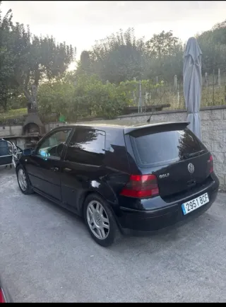 Volkswagen Golf 2000