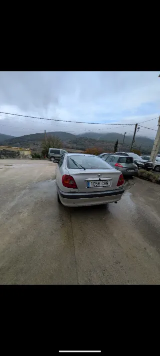 Toyota Avensis 2003