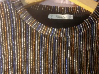 Pull and Bear Jersey Festivo Rayas