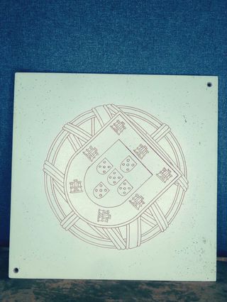 Azulejo com Brasão de Portugal