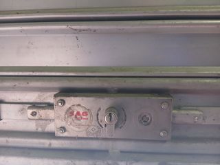 Puerta de garaje enrollable metálica