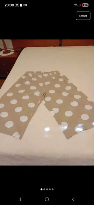 Calças culotte às bolinhas