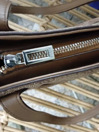 Bolso Guess Mujer Be deige y Marrón