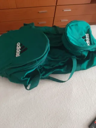 Mochila deportiva Adidas verde
